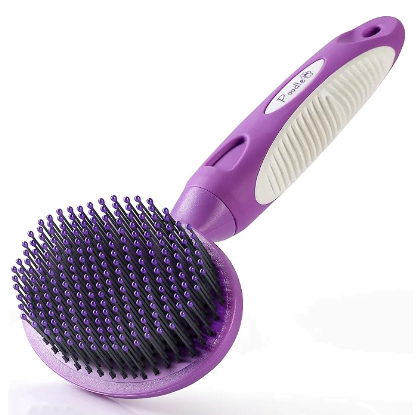 Image of the best Bristle brush for persian cats from poodlie