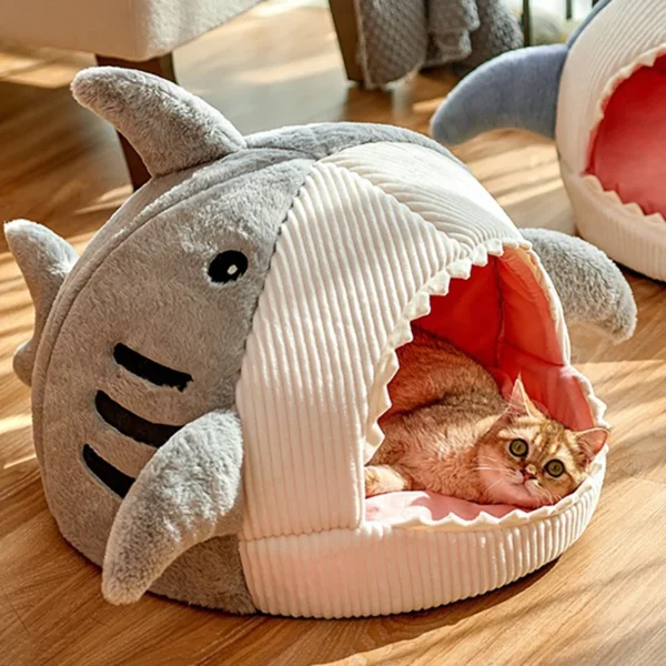 Premium Cartoon Shark Pet Cave Bed - Cozy Nest for Kittens and Puppies - Image 4